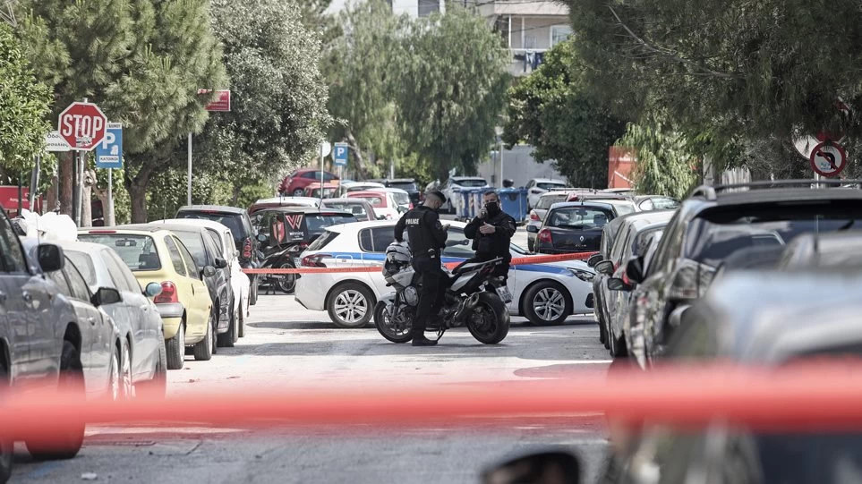 Άλιμος: Συνελήφθη ο άνδρας που «γάζωσε» πολυκατοικία - «Νόμιζα ότι με παρακολουθούσαν»